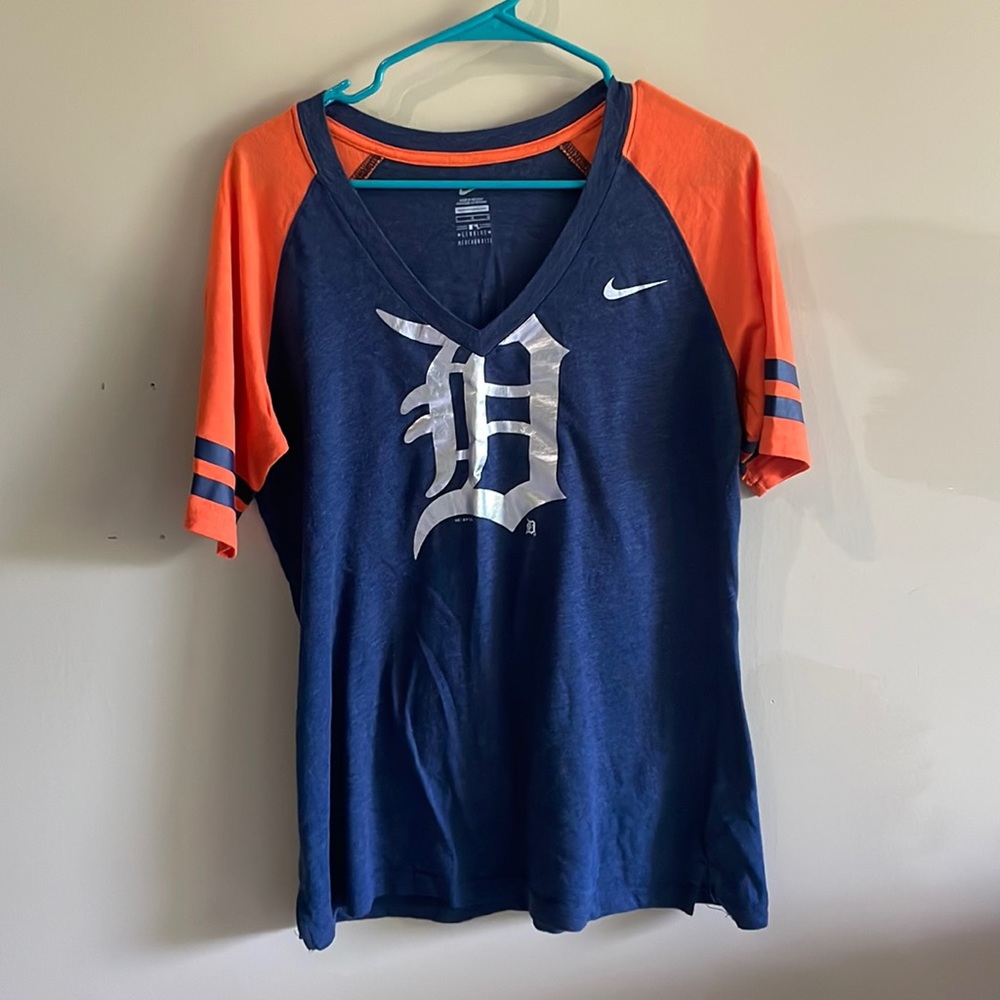 Detroit Tigers 🐯 Nike T shirt